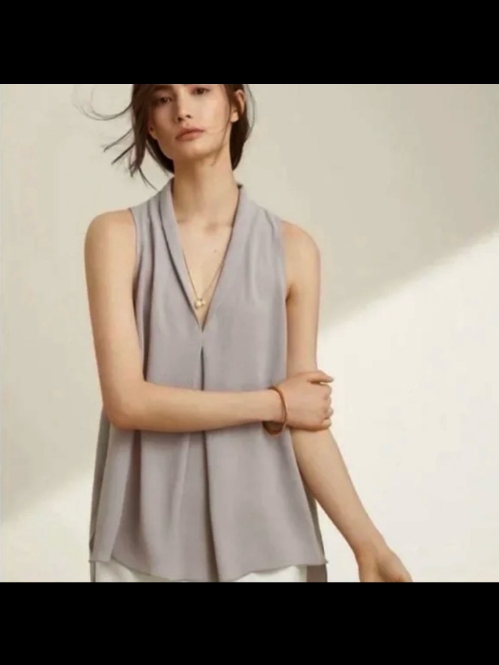 Wilfred Aritzia Nuit Draped V‑Neck Tank – Silk Trim Gray | Size M